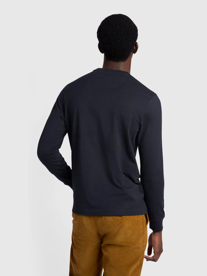 Farah Burt LS PKT Tee // NAVY